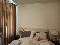 Недвижимость Трехкомнатная квартира Центр: 6