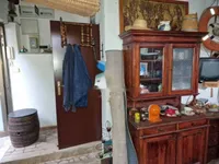 Недвижимость Двухкомнатная квартира в центре: 10