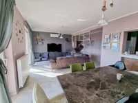 Недвижимость Четырехкомн. квартира в центре: 1