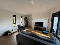 Недвижимость Двухкомнатная квартира 56 м²: 1