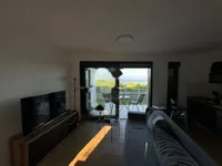 Недвижимость Двухкомнатная квартира 56 м²: 10