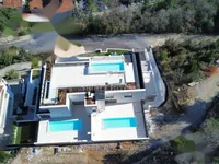 Недвижимость Четырехкомнатная квартира, Центр, Опатия.: 8