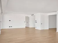 Недвижимость Четырехкомнатная квартира, Центр, Опатия.: 13