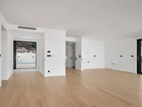 Недвижимость Четырехкомнатная квартира, Центр, Опатия.: 14