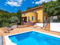 Недвижимость Семейный дом 270 м², Запад: 14