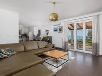 Недвижимость Семейный дом 270 м², Запад: 24