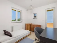 Недвижимость Семейный дом 270 м², Запад: 28