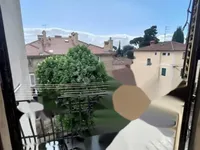 Недвижимость Трехкомнатная квартира, Центр: 2