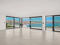 Недвижимость Четырехкомнатная квартира Центр: 7