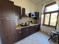 Недвижимость Трехкомнатная квартира Центр: 1