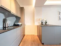 Недвижимость Трехкомнатная квартира в центре: 4