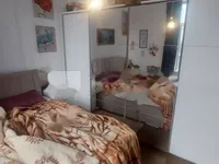 Недвижимость Трехкомнатная квартира в центре: 7