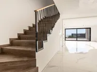 Недвижимость Четырехкомнатная квартира Центр: 1