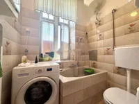 Недвижимость Трёхкомнатная квартира в Опатии: 12