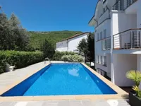 Недвижимость Трёхкомнатная квартира Центр: 12