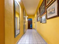 Недвижимость Трёхкомнатная квартира в центре: 19