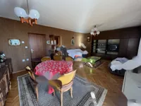 Недвижимость Семейный дом 500 м², Центр: 8