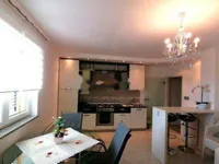 Недвижимость Четырехкомнатная квартира, Ичицы: 4