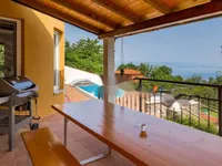 Недвижимость Семейный дом 200 м², центр Опатии: 15