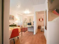 Недвижимость Двухкомнатная квартира в центре: 7