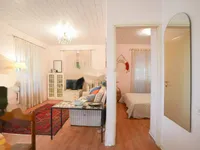 Недвижимость Двухкомнатная квартира в центре: 8