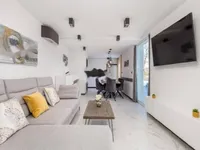 Недвижимость Семейный дом 180 м² Опация: 4