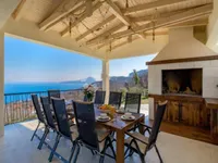 Недвижимость Семейный дом 180 м² Опация: 6