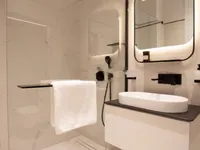 Недвижимость Трехкомнатная квартира Центр: 1