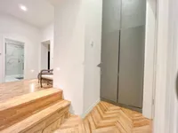 Недвижимость Трехкомнатная квартира, Центр: 14