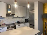 Недвижимость Двухкомнатная квартира в центре: 2