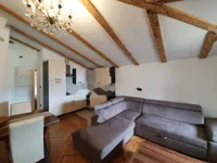 Недвижимость Двухкомнатная квартира, Центр: 2