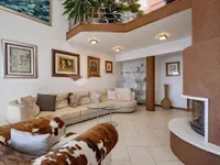 Недвижимость Семейный дом 500 м², Центр, Опатия: 1