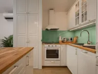 Недвижимость Двухкомнатная квартира в центре: 6