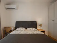 Недвижимость Двухкомнатная квартира в центре: 12