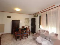 Недвижимость Двухкомнатная квартира, Центр: 3