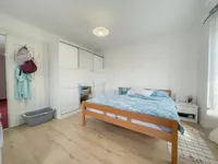 Недвижимость Трёхкомнатная квартира в центре: 8