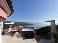 Недвижимость Семейный дом 550 м² в Центре: 3