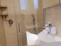 Недвижимость Двухкомнатная квартира в центре: 21