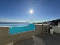 Недвижимость Семейный дом 241 м², Центр: 3