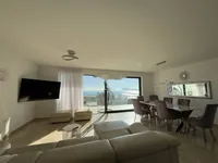 Недвижимость Семейный дом 241 м², Центр: 5