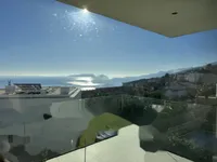 Недвижимость Семейный дом 241 м², Центр: 8