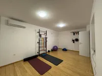 Недвижимость Семейный дом 241 м², Центр: 10