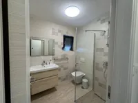 Недвижимость Семейный дом 241 м², Центр: 16