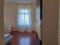 Недвижимость Трёхкомнатная квартира в Центре: 1