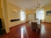 Недвижимость Трёхкомнатная квартира в Центре: 15