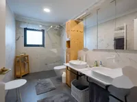 Недвижимость Четырехкомнатная квартира: 20