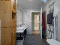 Недвижимость Четырехкомнатная квартира: 22