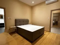 Недвижимость Четырехкомнатная квартира в Центре: 16