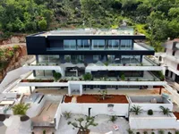 Недвижимость Четырёхкомнатная квартира в Центре: 5