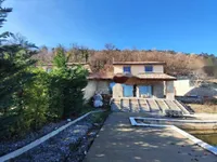 Недвижимость Семейный дом 272 м² в Центре: 6